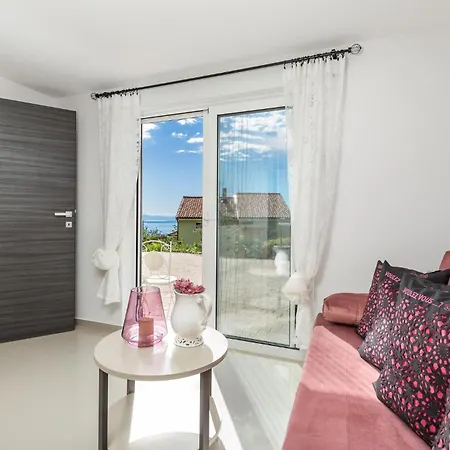 公寓 1 Bedroom Stunning In Veprinac
