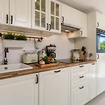 1 Bedroom Stunning In Veprinac
