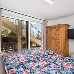 1 Bedroom Stunning In