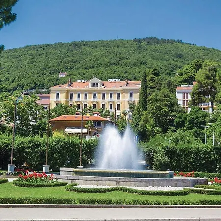 1 Bedroom Stunning In Appartement Veprinac